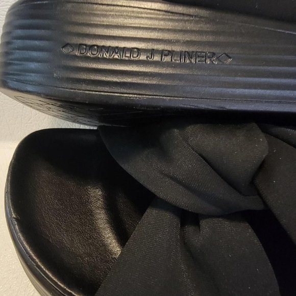 DONALD J PLINER FOLLEY BLACK LEATHER PLATFORM WEDGE WOMENS SLIP ON SANDALS - Picture 4 of 9